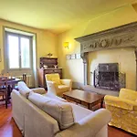 Lo Scoiattolo By Posarellivillas וילה Subbiano