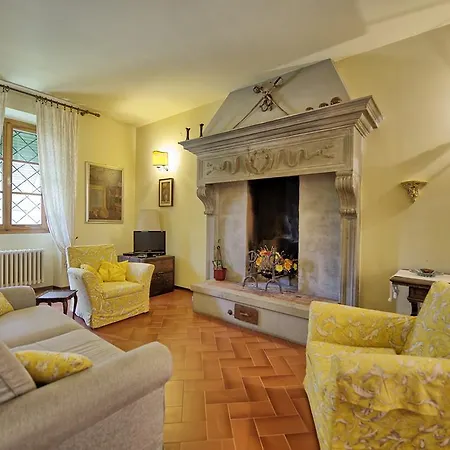 Villa Lo Scoiattolo By Posarellivillas *